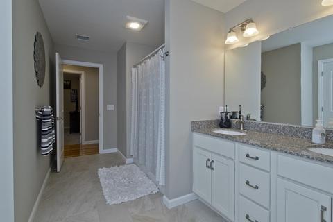136 Barrington Dr, Springfield, MA 01129 photo 24