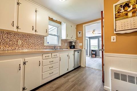 1433 Pine St, Dighton, MA 02715 photo 11