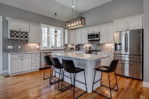 14 N Main St, Upton, MA 01568 photo 9