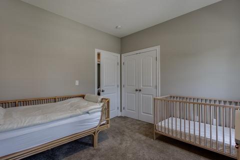 14 N Main St, Upton, MA 01568 photo 19