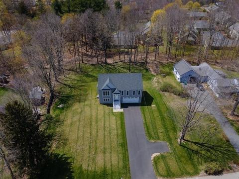 14 N Main St, Upton, MA 01568 photo 8