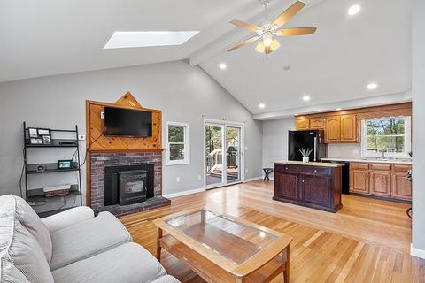 8 Haskell Rd, Pepperell, MA 01463 photo 19