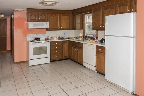 59 Anne St, Springfield, MA 01104 photo 8