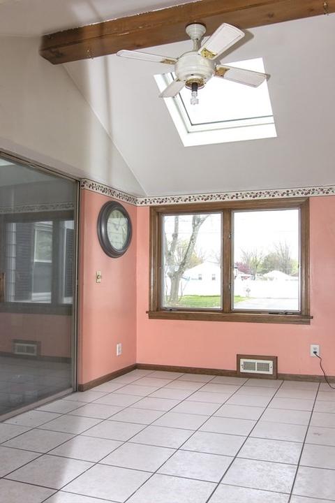 59 Anne St, Springfield, MA 01104 photo 12
