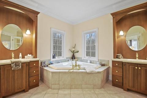 98 Wheelock Rd, Sutton, MA 01590 photo 20