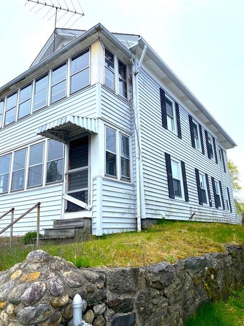 45 Granite St, Webster, MA 01570 photo 1