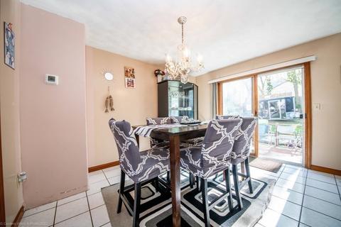 2543 N Main St, Fall River, MA 02720 photo 10