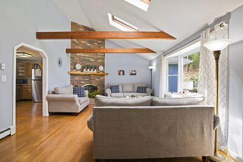 48 Sharon Cir, Barnstable, MA 02655 photo 10