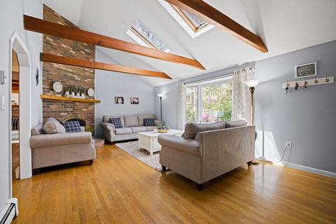 48 Sharon Cir, Barnstable, MA 02655 photo 9