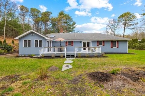 48 Sharon Cir, Barnstable, MA 02655 photo 4