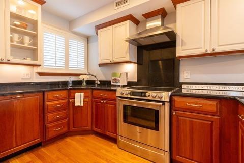 55 Brackett Pl #A, Marblehead, MA 01945 photo 4