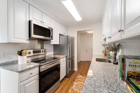 1204 Greendale Ave #109, Needham, MA 02492 photo 9