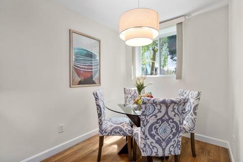 1204 Greendale Ave #109, Needham, MA 02492 photo 6