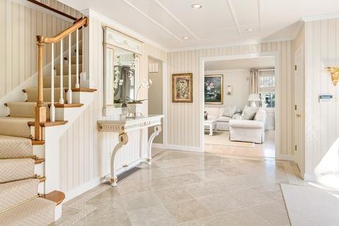180 Standish Rd, Needham, MA 02492 photo 15