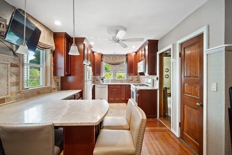 77 Garfield St, Springfield, MA 01108 photo 8