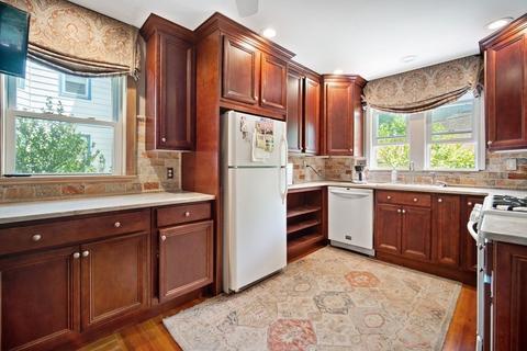77 Garfield St, Springfield, MA 01108 photo 7