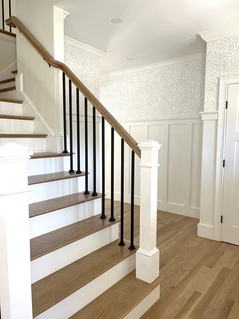 1 Heritage Dr, Reading, MA 01867 photo 1
