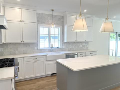 1 Heritage Dr, Reading, MA 01867 photo 5