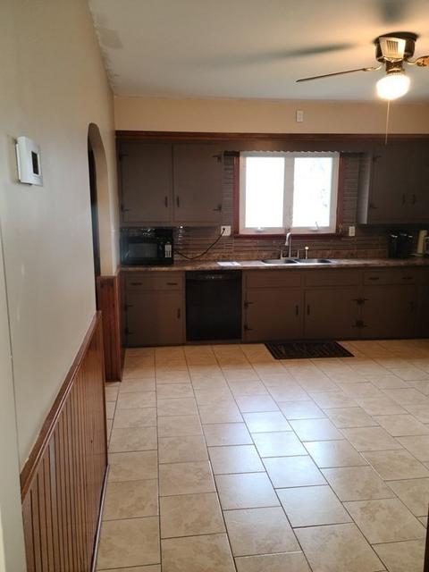 170 Barlow St, Fall River, MA 02723 photo 12