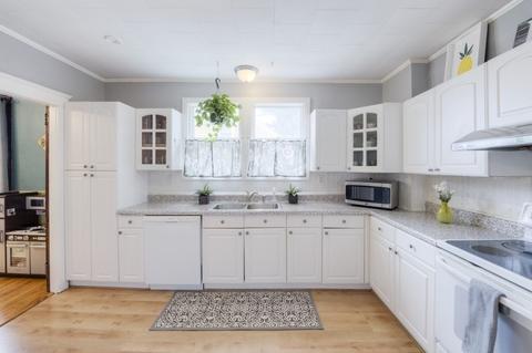 29 Collins St, Worcester, MA 01606 photo 18