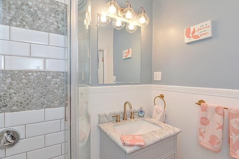 6 Central Ave, Hull, MA 02045 photo 20
