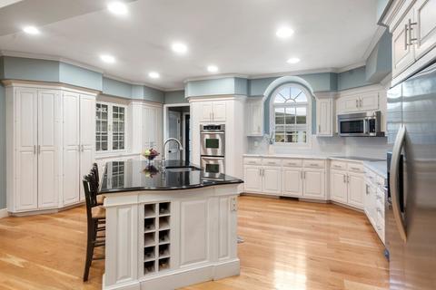 28 Elm St, Canton, MA 02021 photo 12