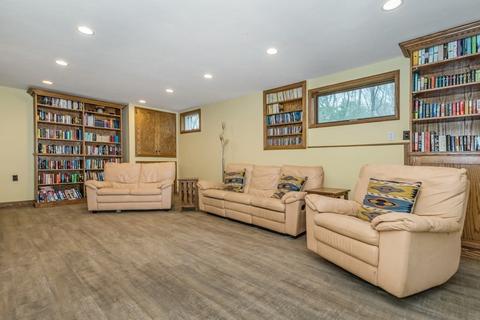 139 South St, Upton, MA 01568 photo 34