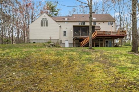 139 South St, Upton, MA 01568 photo 38