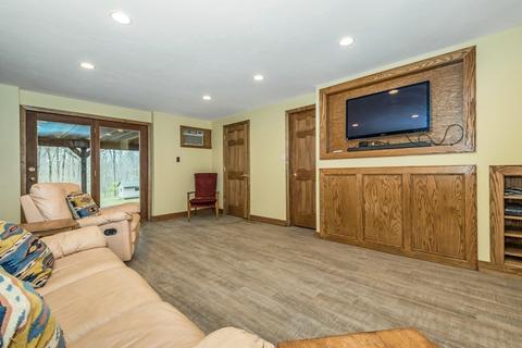 139 South St, Upton, MA 01568 photo 35