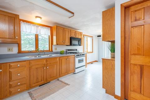 3 Eleanor Ave, Beverly, MA 01915 photo 11