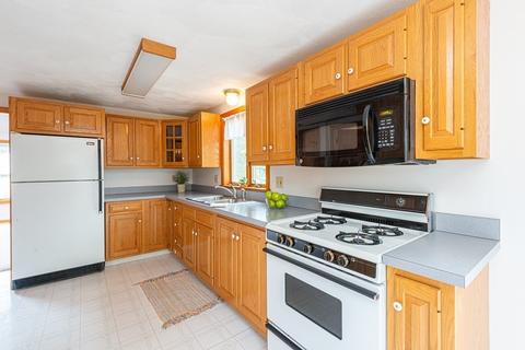 3 Eleanor Ave, Beverly, MA 01915 photo 16