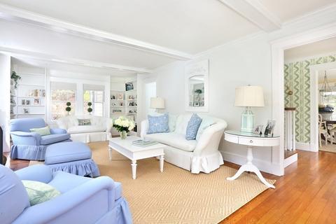 211 Sandy Valley Rd, Dedham, MA 02026 photo 6