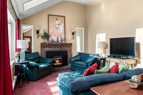 77 Hesperus Ave, Gloucester, MA 01930 photo 17