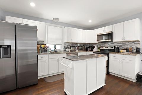 37 Tappan St, Everett, MA 02149 photo 6