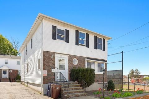 37 Tappan St, Everett, MA 02149 photo 2