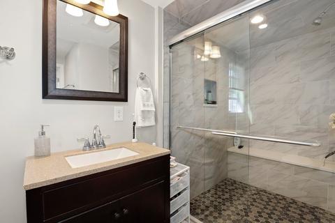37 Tappan St, Everett, MA 02149 photo 32