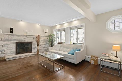 37 Tappan St, Everett, MA 02149 photo 4
