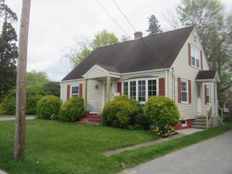37 Dyer St, Warren, RI 02885 photo 7