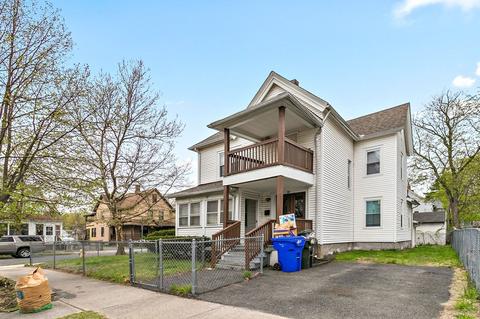 30 Merrick Ave, Springfield, MA 01109 photo 2
