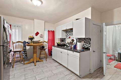30 Merrick Ave, Springfield, MA 01109 photo 6