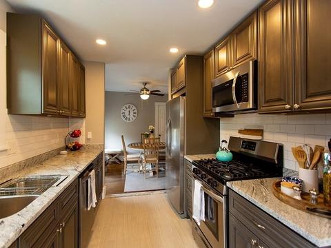 12 Center Ave #2, Reading, MA 01867 photo 7