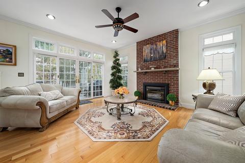 25 Franklin St, Canton, MA 02021 photo 13