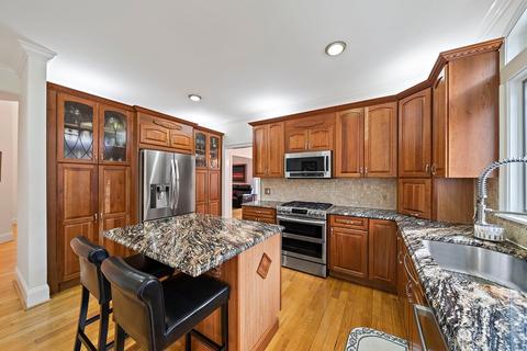 25 Franklin St, Canton, MA 02021 photo 10