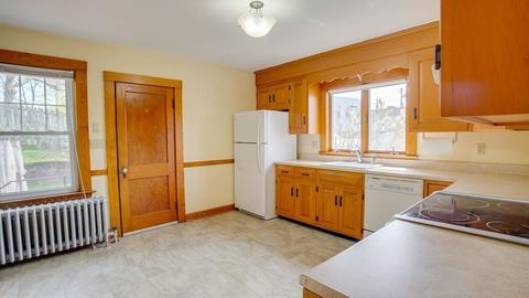 73 Gloucester Ave, Gloucester, MA 01930 photo 7