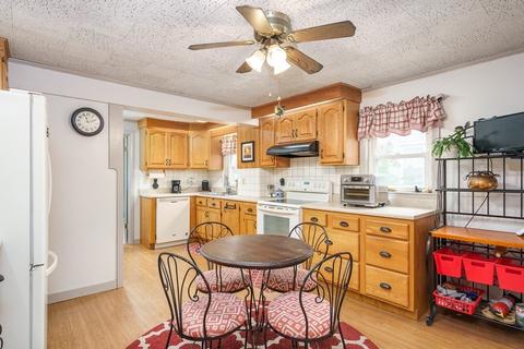 30 Pine St, Easthampton, MA 01027 photo 6