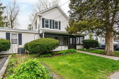 30 Pine St, Easthampton, MA 01027 photo 1