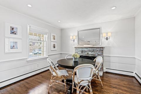 16 Red Gate Ln, Reading, MA 01867 photo 8