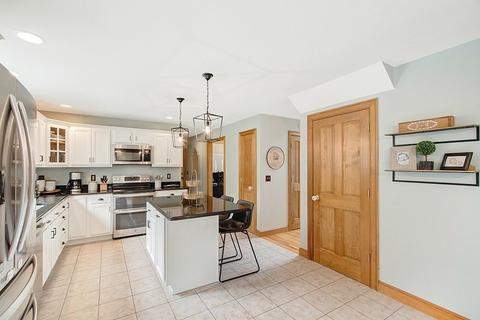 14 Stuart Rd, Sterling, MA 01564 photo 9