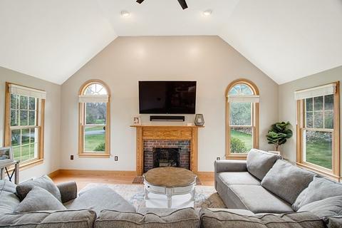 14 Stuart Rd, Sterling, MA 01564 photo 12