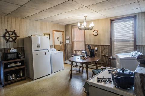 31 Suffield St, Worcester, MA 01610 photo 9